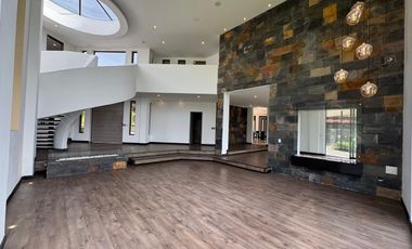Se arrienda casa campestre en el exclusivo conjunto Casa de Campo, La Calera
