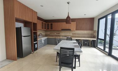 Disewakan Rumah Cluster Vassa Lake Lippo Cikarang