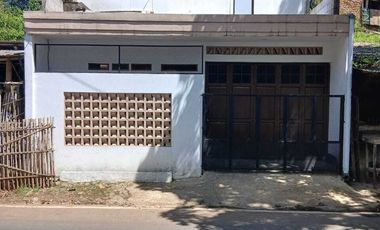 Dijual Rumah Toko di Soreang