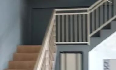 Gedung kantor 3lantai di pinggir jln raya jatiwaringin pondok gede