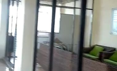 Gedung kantor 3lantai di pinggir jln raya jatiwaringin pondok gede