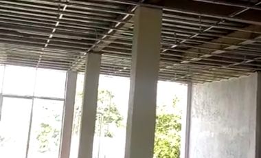 Gedung kantor 3lantai di pinggir jln raya jatiwaringin pondok gede