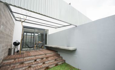 Jual Rumah AirBnb minimalis estetika di geger kalong setiabudi bandung