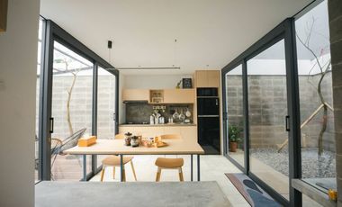 Jual Rumah AirBnb minimalis estetika di geger kalong setiabudi bandung