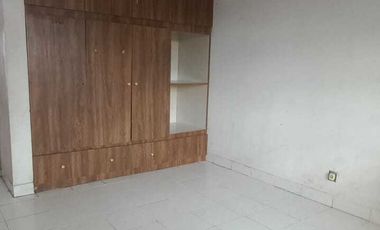 Rumah Klasik Tengah kota Manahan Banjarsari Solo