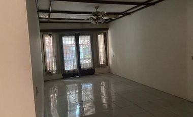 Dijual Rumah 2 Lantai Lokasi Strategis Bekasi Barat
