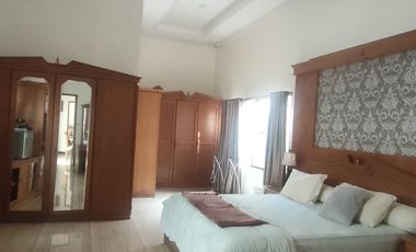 Rumah Mewah dekat Kampus harga Murah