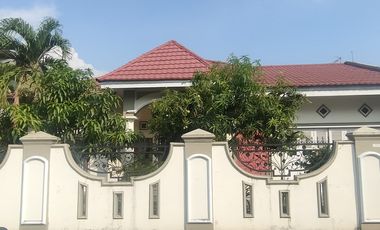Rumah Mewah dekat Kampus harga Murah