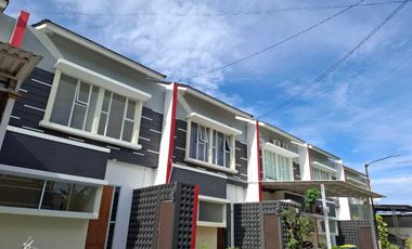 RUMAH 2 LANTAI SIAP HUNI  FASILITAS SMART HOME DAN CCTV FULL FURNISH