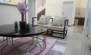 RUMAH 2 LANTAI SIAP HUNI  FASILITAS SMART HOME DAN CCTV FULL FURNISH