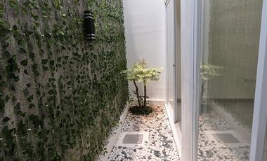 RUMAH 2 LANTAI SIAP HUNI  FASILITAS SMART HOME DAN CCTV FULL FURNISH