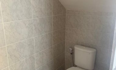 RUMAH 2 LANTAI SIAP HUNI  FASILITAS SMART HOME DAN CCTV FULL FURNISH