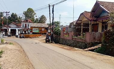 Rumah Siap Huni, Lt. 260 m, Lokasi strategis, Bojong, Pwk.