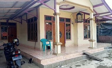 Rumah Siap Huni, Lt. 260 m, Lokasi strategis, Bojong, Pwk.