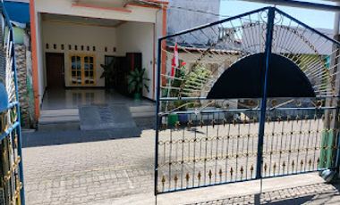 0744 - Dijual Rumah 2 Lantai 271m SHM di Buduran Sidoarjo