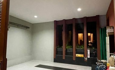 Rumah Lux 2 Lt FULL FURNISHED di Jl. Cemara Banyumanik Semarang