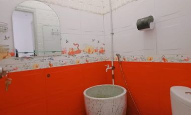 DIJUAL RUMAH FULLFURNISH TENGAH KOTA BERNUANSA MINIMALIS