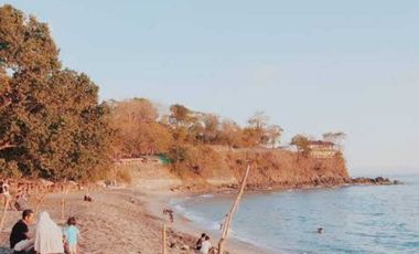 Tanah Murah + Luas 300Are Di Bibir Pantai Batu Layar,Cocok Untuk Hotel