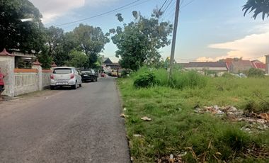 Rumah murah prambon row jalan lebar padat penduduk