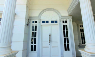 Dijual Rumah Classic Mewah di Tanjong - Dekat Kawasan Lueng Bata dan Jembatan Pango!