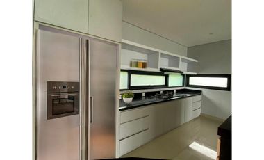 Dijual Villa 5 kamar Lokasi Nusa Dua - VSAM