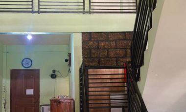 Rumah Tinggal 3 Lantai Lokasi Strategis dekat dengan Kawasan Bisnis