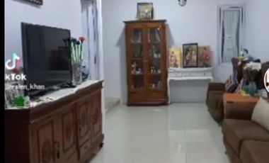 Rumah Siap Huni Dekat Statiun di Villa Bintaro Indah Ciputat  LH 11593