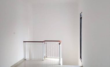 Rumah mewah gaya bali dekat 2 pintu tol dan LRT cibubur