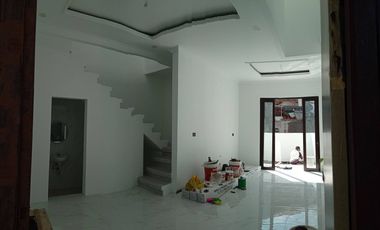 Rumah dijual Bandung 2 lantai type 70/99 3KT 3KM  Antapani Bandung