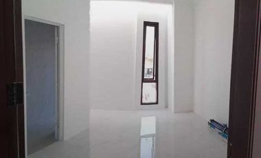 Rumah dijual Bandung 2 lantai type 70/99 3KT 3KM  Antapani Bandung