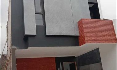 Rumah dijual Bandung 2 lantai type 70/99 3KT 3KM  Antapani Bandung