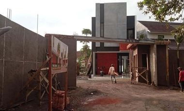 Rumah dijual Bandung 2 lantai type 70/99 3KT 3KM  Antapani Bandung