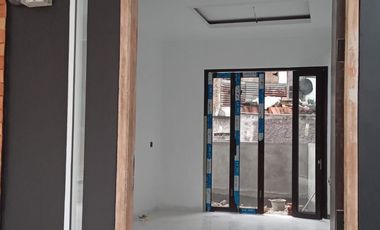 Rumah dijual Bandung 2 lantai type 70/99 3KT 3KM  Antapani Bandung