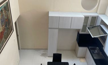 Disewakan Cepat Rumah Minimalis 2 Lt Pakuwon City Semi Furnish