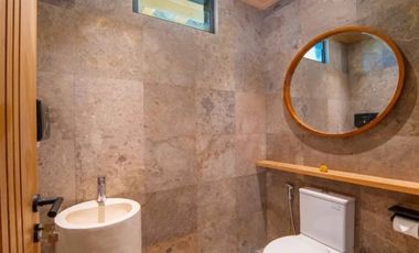 Kedunggu calling 5 bedrooms villa for sale