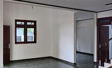 Dijual Rumah Di Sukmajaya Depok Siap Huni Bangunan Hook Strategis