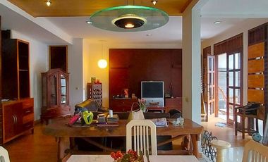 DIJUAL RUMAH ASRI KOKOH KONSEP SEMI BELANDA DI SETIABUDI BANDUNG UTARA