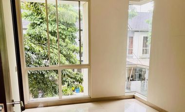 Dijual Rumah (CASH ONLY)  Dalam Cluster The Green Bsd