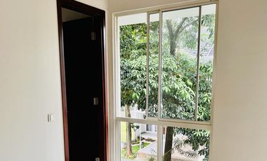 Dijual Rumah (CASH ONLY)  Dalam Cluster The Green Bsd