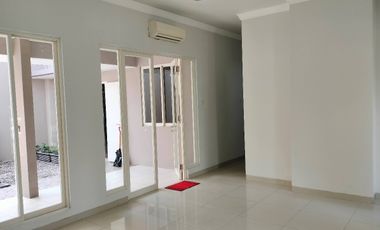 Disewakan Hunian Asri di Alam Galaxy, Harga Nego !
