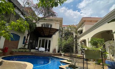 Desewakan Rumah Bagus Kebayoran  Baru Jakarta Selatan (Selong Area)