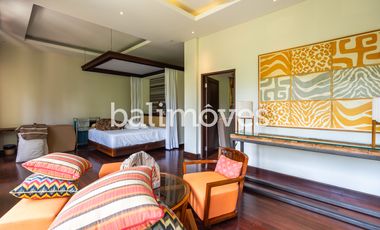 Dijual Hak Milik Villa Luas 6 Kamar Tidur Di Tegalalang