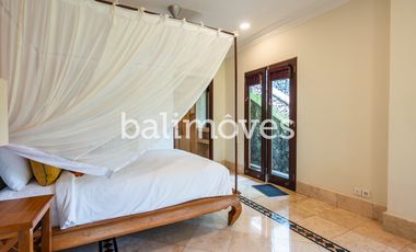 Dijual Hak Milik Villa Luas 6 Kamar Tidur Di Tegalalang