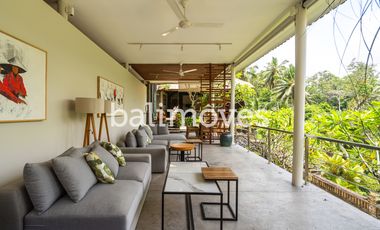 Dijual Hak Milik Villa Luas 6 Kamar Tidur Di Tegalalang
