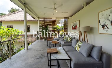 Dijual Hak Milik Villa Luas 6 Kamar Tidur Di Tegalalang