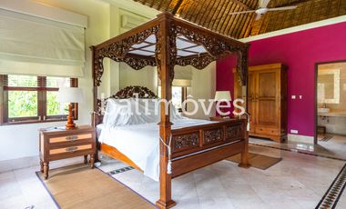 Dijual Hak Milik Villa Luas 6 Kamar Tidur Di Tegalalang