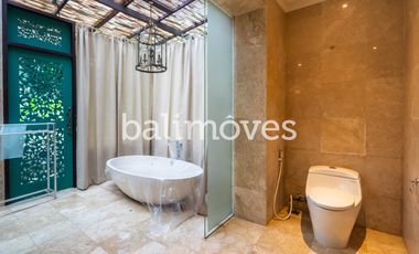 Dijual Hak Milik Villa Luas 6 Kamar Tidur Di Tegalalang