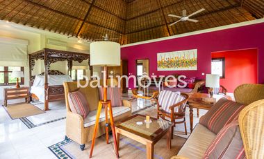 Dijual Hak Milik Villa Luas 6 Kamar Tidur Di Tegalalang