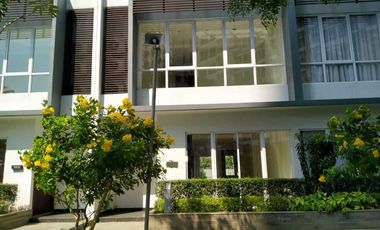 Disewakan Murah Puri Mansion Apt Type Town House Uk.142m2