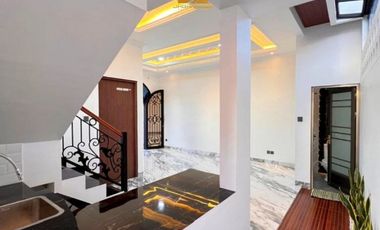 Rumah Cluster Elite Bebas Banjir Nempel Jakarta Selatan